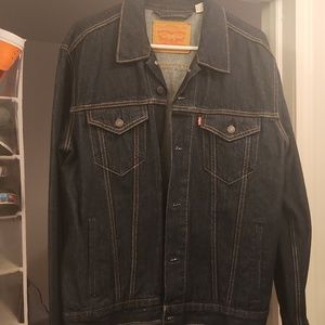 Mens Large Levis trucker jacket